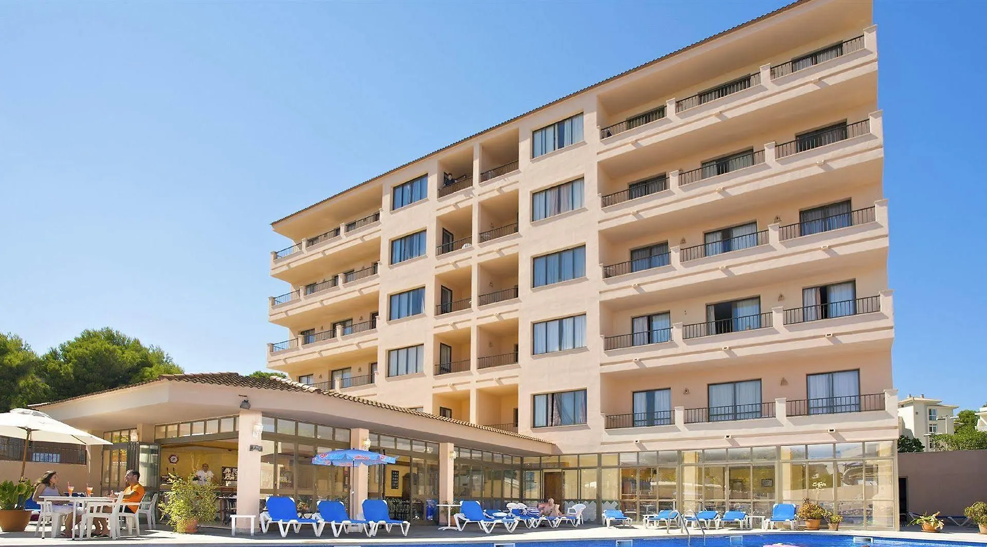 Apartaments La Perla Negra Cala Ratjada  Hiszpania