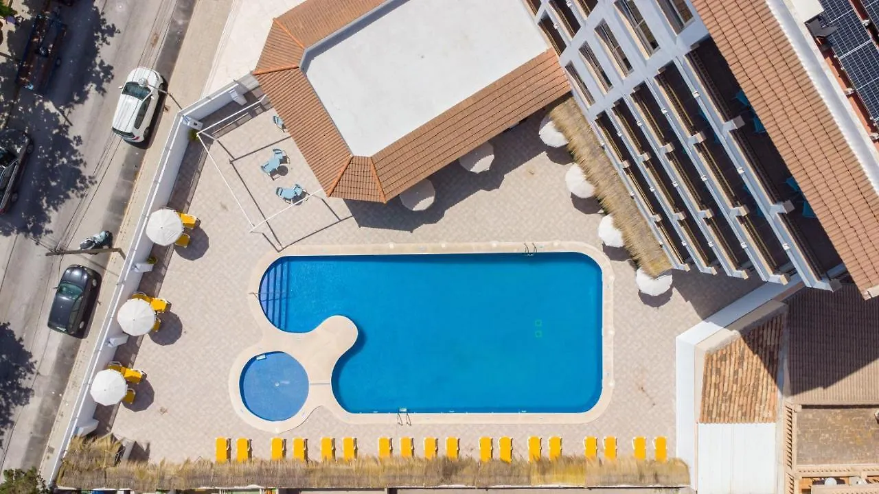 Daire Apartaments La Perla Negra Cala Ratjada  İspanya