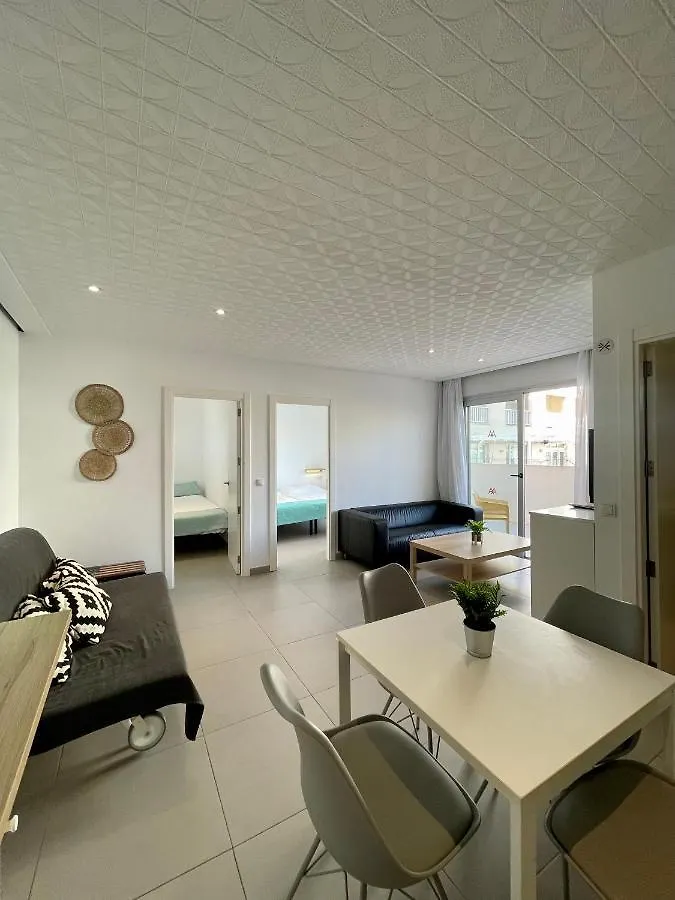 Apartaments La Perla Negra Cala Ratjada  Apartman